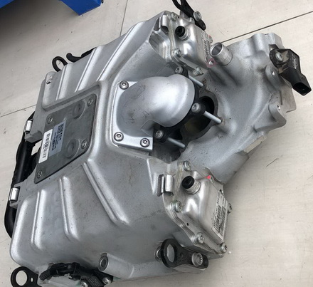 奧迪D4機械增壓器 汽油泵 空調泵